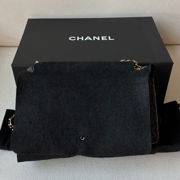 Chanel Small Flap Bag Black Lambskin Gold Tone Metal - Picture 7 of 13